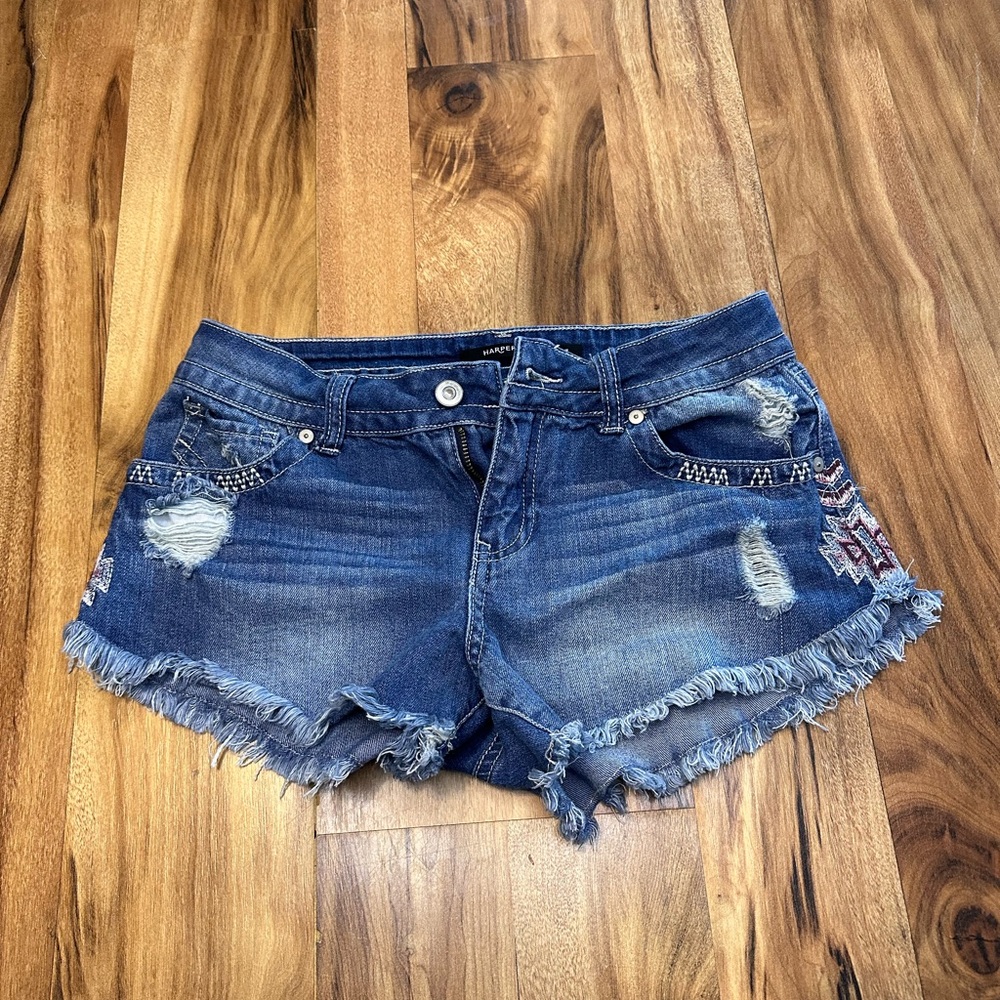 HARPER Women’s Denim Cutoff Shorts Size 27 Distressed Frayed Aztec Embroidery